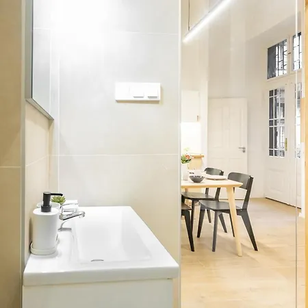 Very - Modern - Easy Airport Bus Lejlighed Budapest