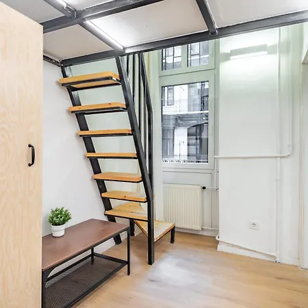 Very - Modern - Easy Airport Bus Apartman Budapest